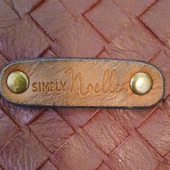 Simply Noelle Woven Leather Shoulder Bag - Picture 2 of 5